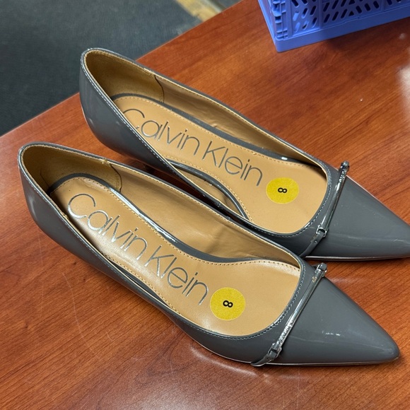Calvin Klein Shoes - Calvin Klein heels size 8 // 111410